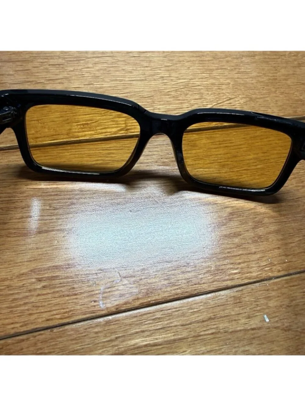 AIRE Castor Black Rectangular Sunglasses Amber Lens Retro Y2K Blogger Chic